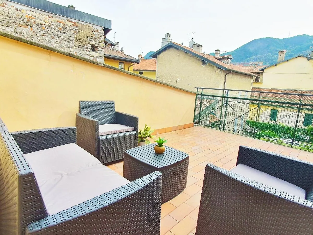 King Como Lake Center 9 Posti Letto- Grande Terrazza - 2 Bagni Privati Italia